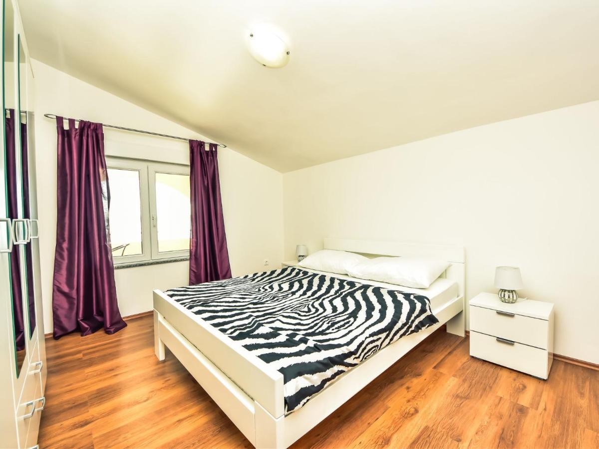 Holiday Home Marijana By Interhome Maslenica Bagian luar foto