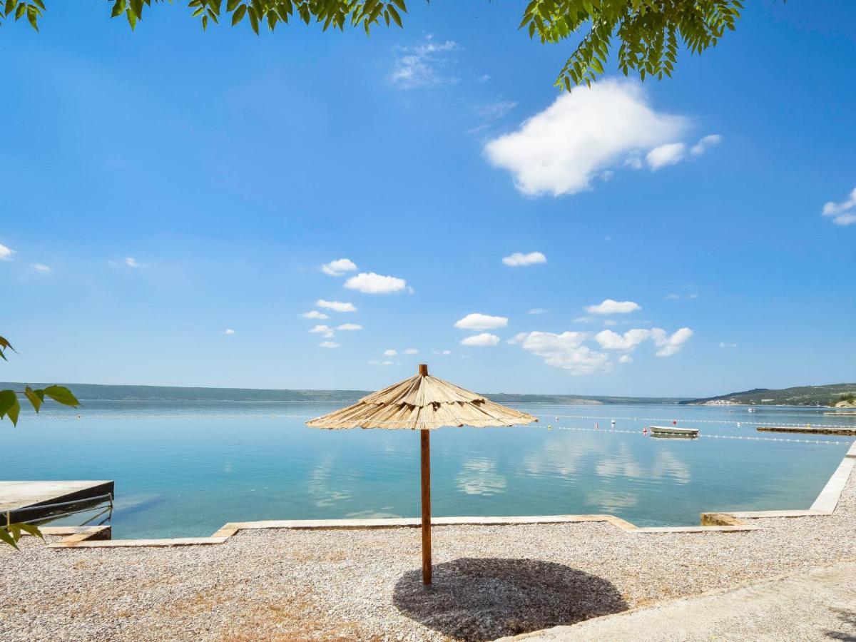 Holiday Home Marijana By Interhome Maslenica Bagian luar foto